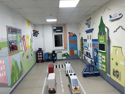 Уголок дорожной безопасности предназначен для формирования целостного представления детей о дорожной безопасности 