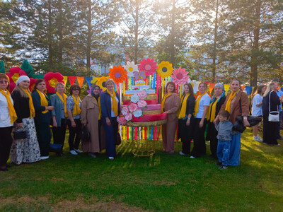 "Ежегодно наши сотрудники объединяются, чтобы принять участие в праздновании Дня города, демонстрируя наш командный дух и любовь к родному городу."